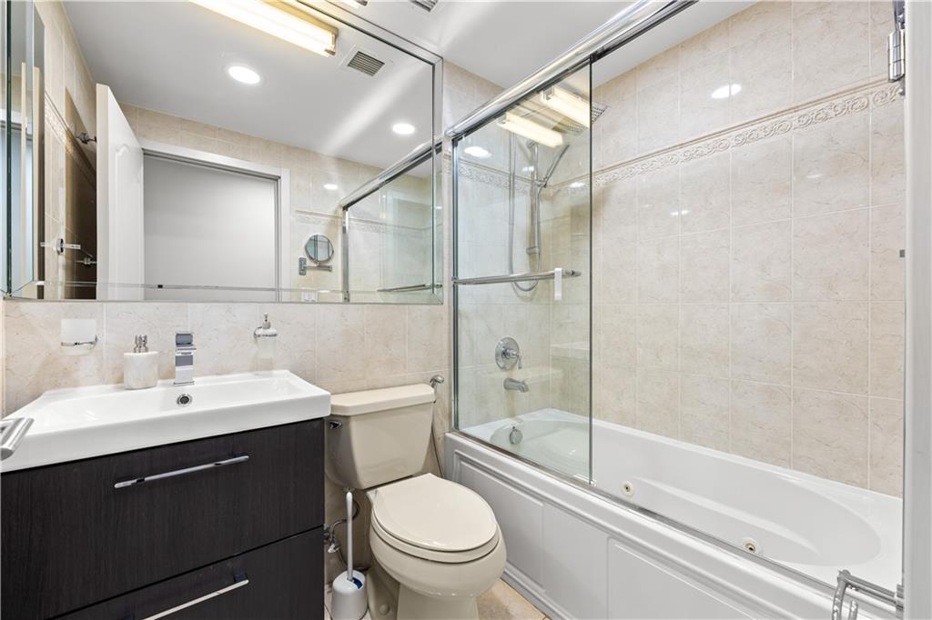 3165 Emmons Avenue Sheepshead Bay Brooklyn NY 11235
