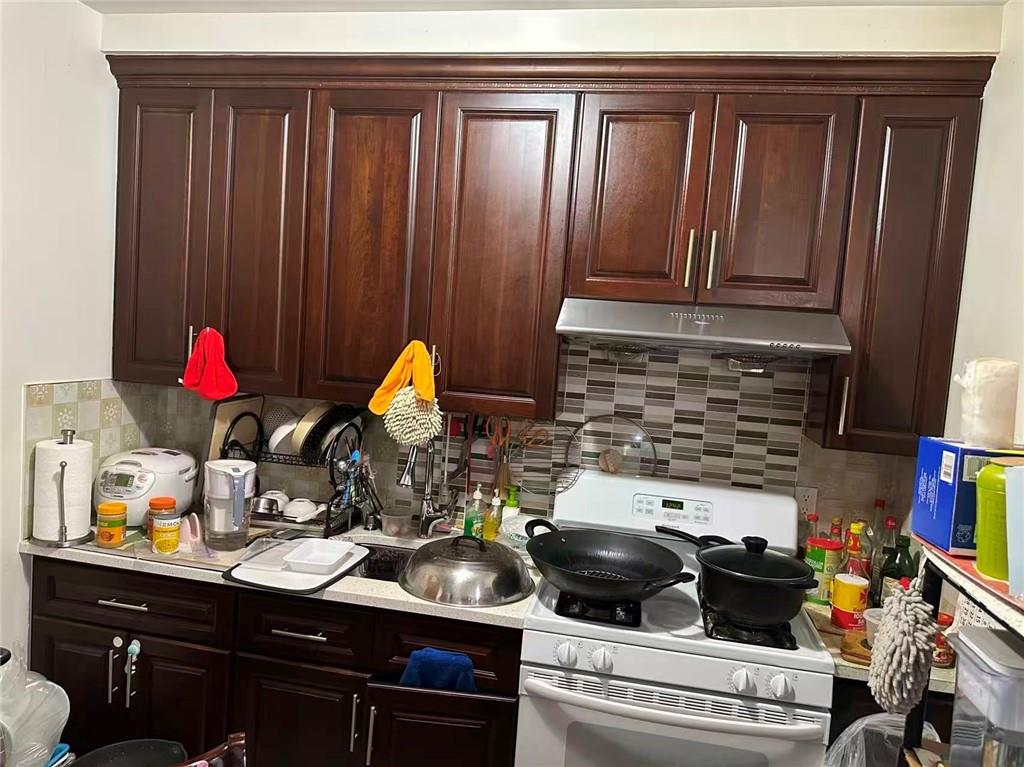 85 Bay 8th Street Bensonhurst Brooklyn NY 11228