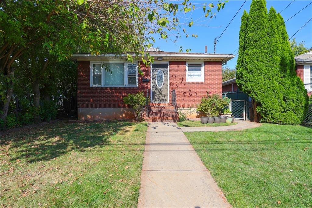 25 Lincoln Avenue Grant City Staten Island NY 10306