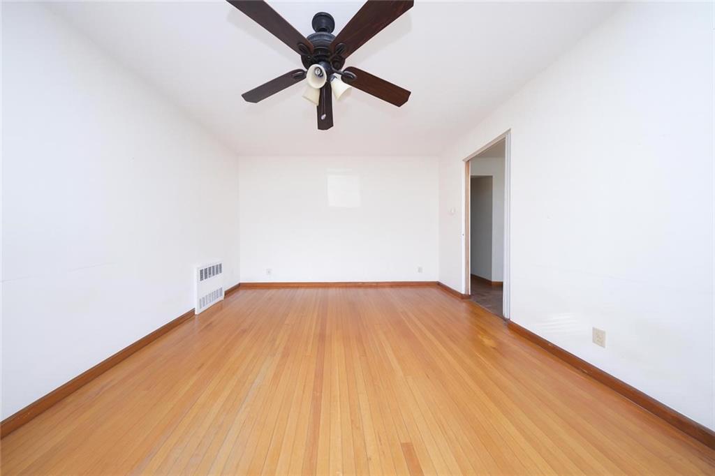25 Lincoln Avenue Grant City Staten Island NY 10306
