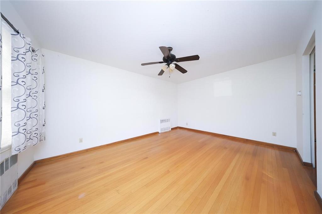25 Lincoln Avenue Grant City Staten Island NY 10306