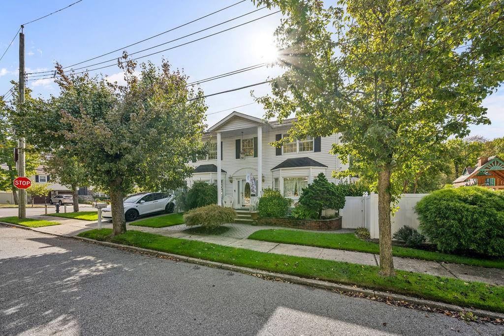 174 Tallman Street Annadale Staten Island NY 10312