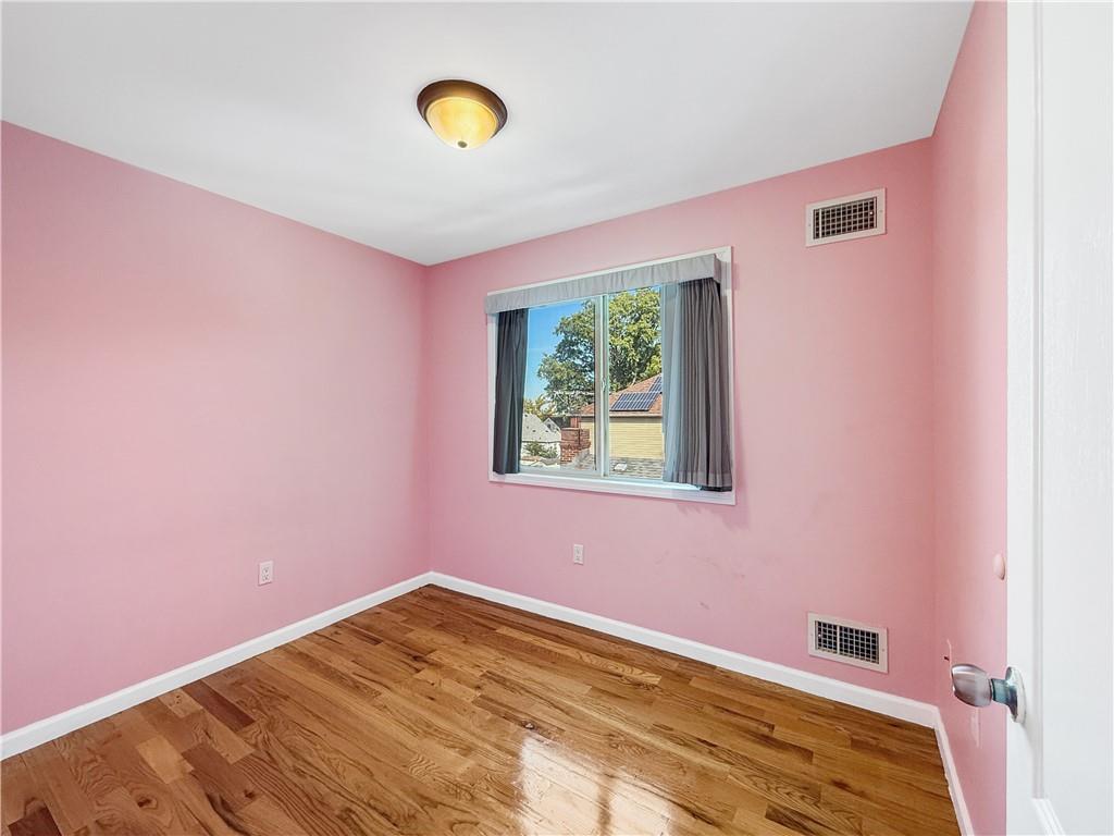 592 Woolley Avenue Westerleigh Staten Island NY 10314