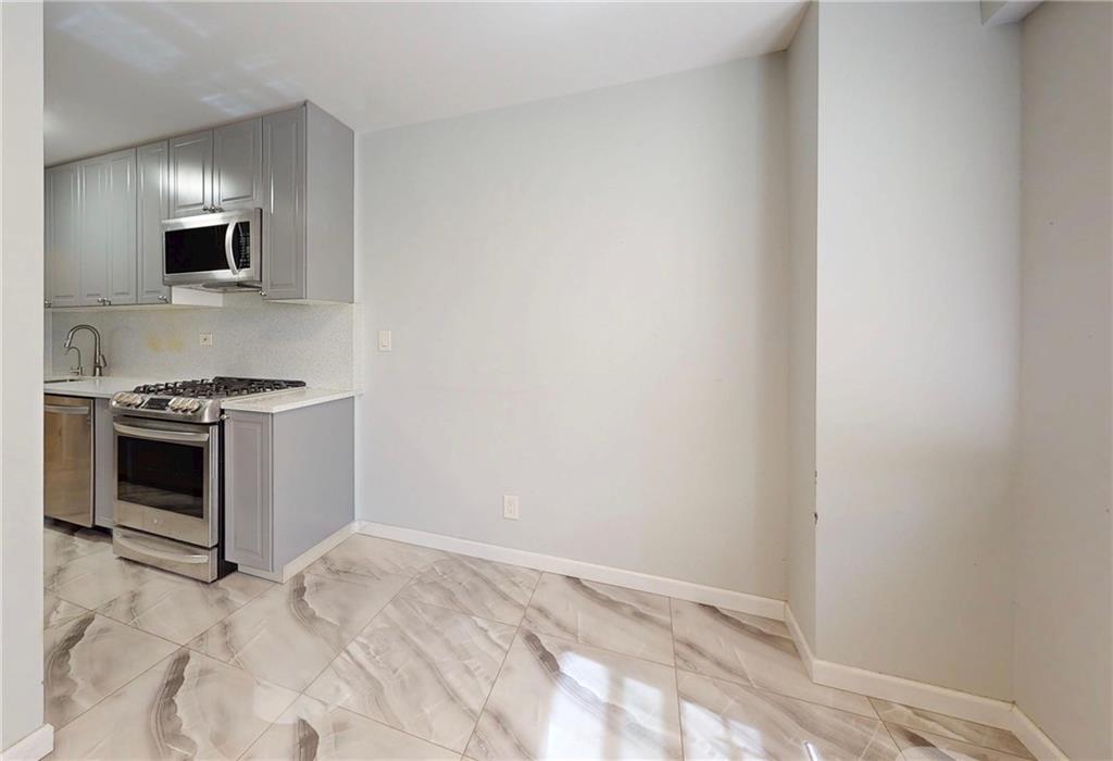 2829 West 5th Street Brighton Beach Brooklyn NY 11224