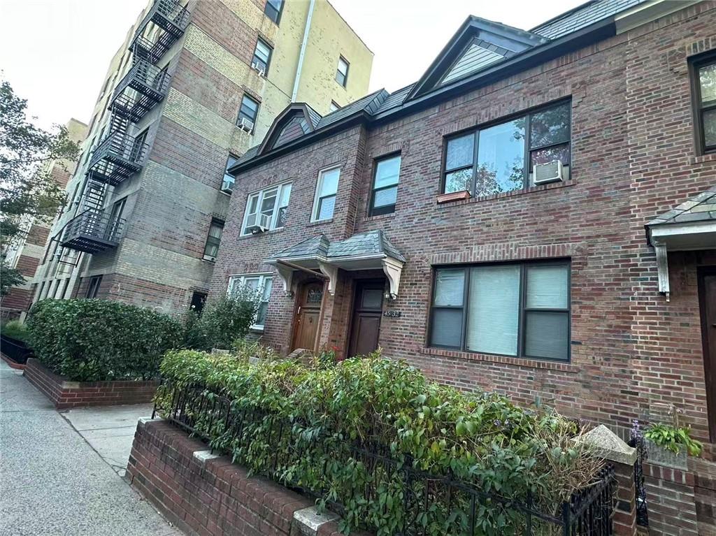 45-32 41st Street Sunnyside Sunnyside NY 11104