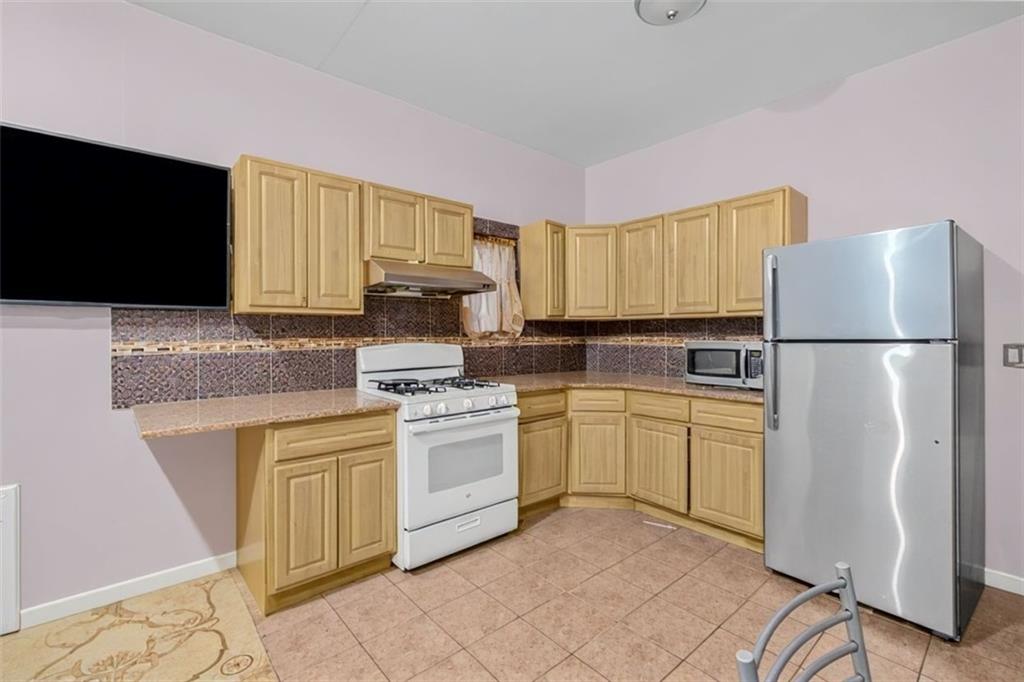 2948 Brighton 1st Street Brighton Beach Brooklyn NY 11235