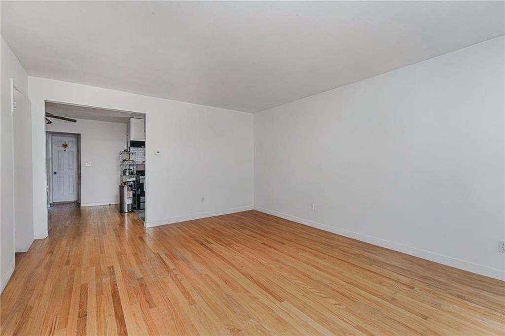 124 Van cortlandt Avenue Sunnyside Staten Island NY 10301