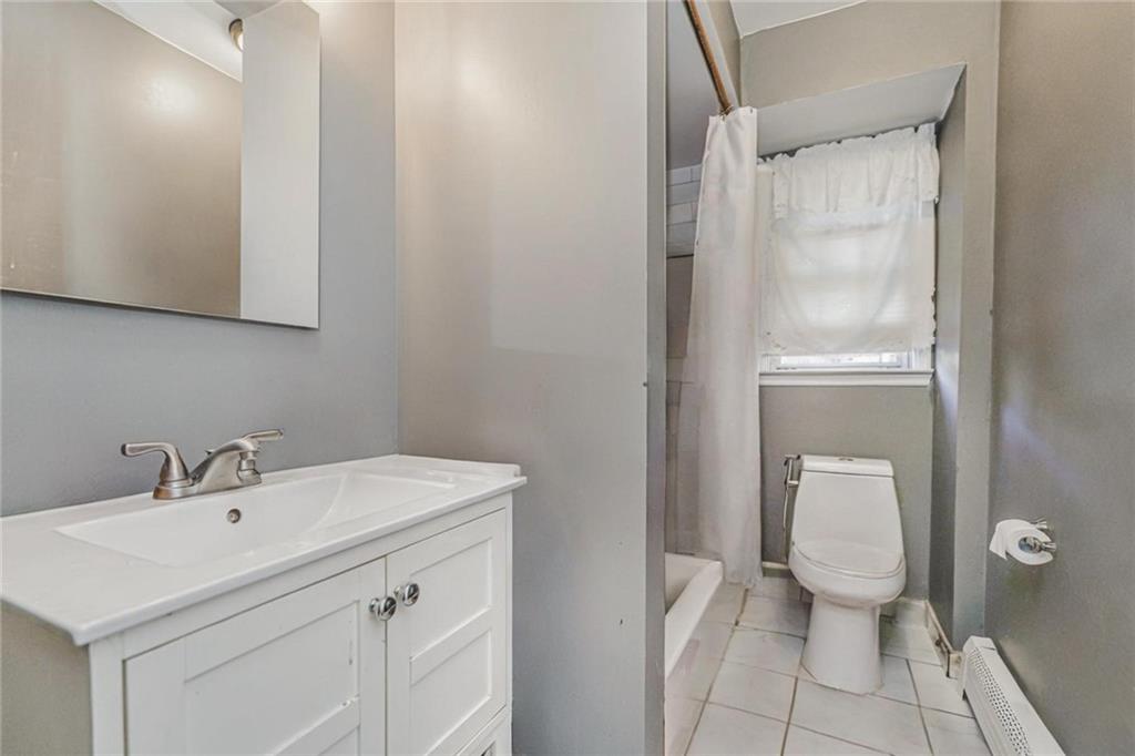 124 Van cortlandt Avenue Sunnyside Staten Island NY 10301