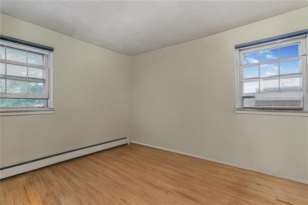 124 Van cortlandt Avenue Sunnyside Staten Island NY 10301