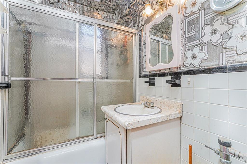 2514 east 7th Street Sheepshead Bay Brooklyn NY 11235