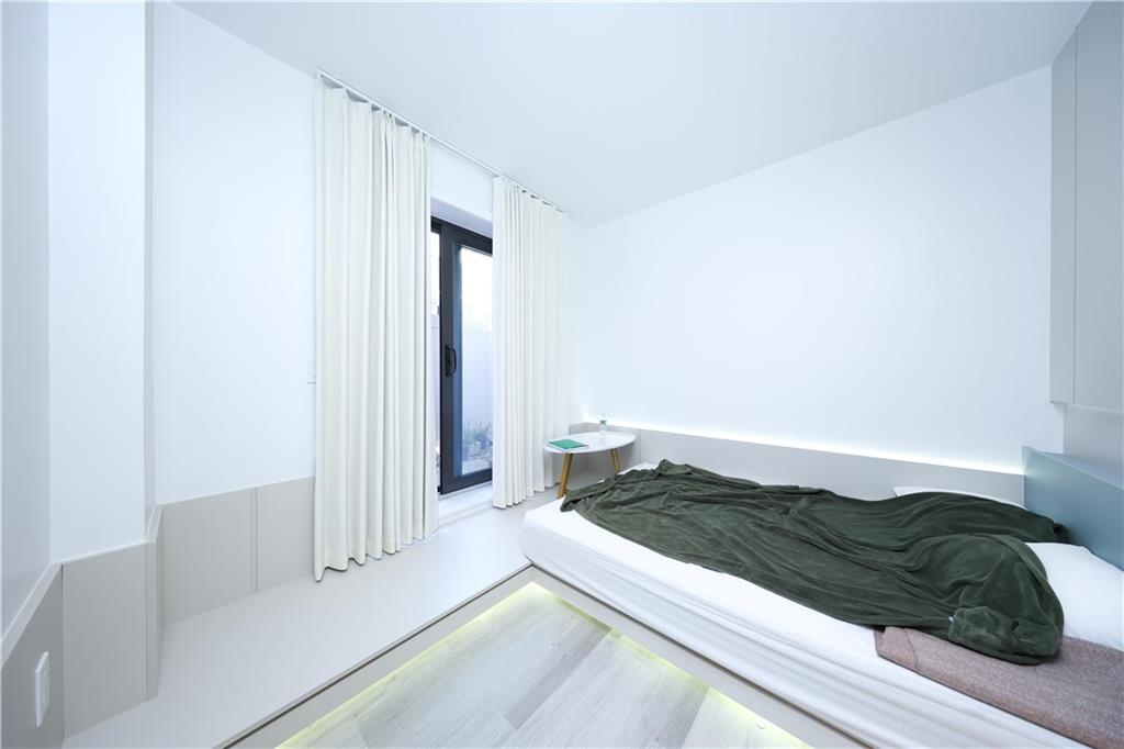 1238 63rd Street Dyker Heights Brooklyn NY 11219