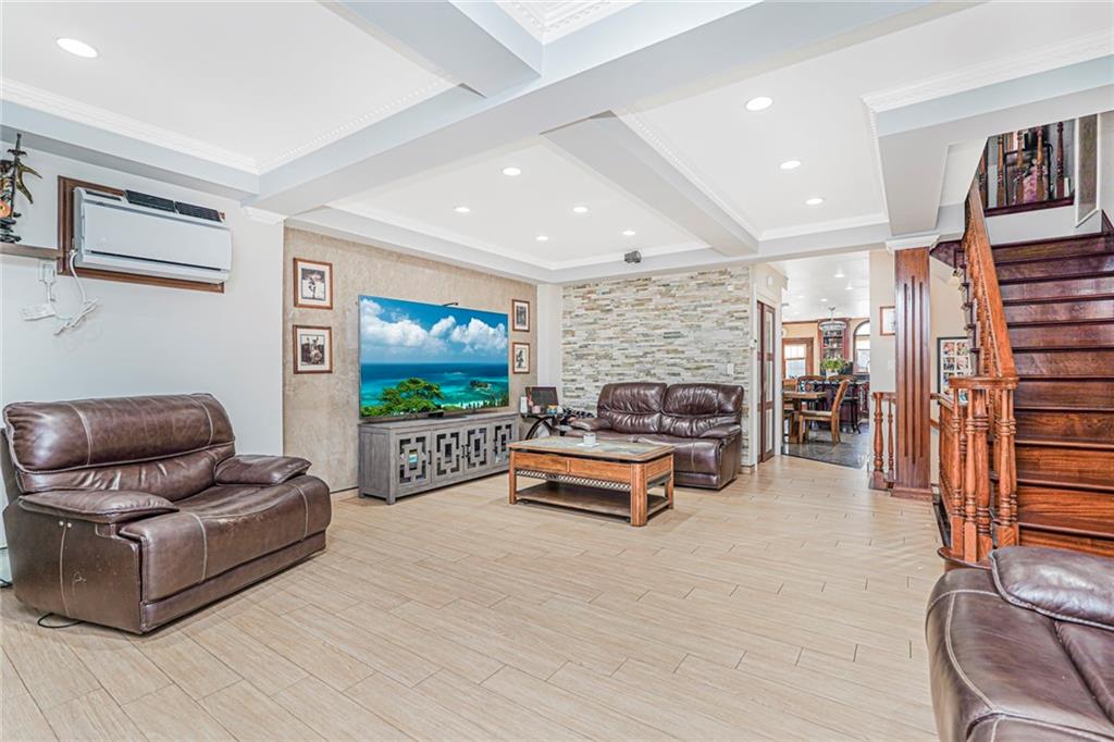1458 81st Street Dyker Heights Brooklyn NY 11228