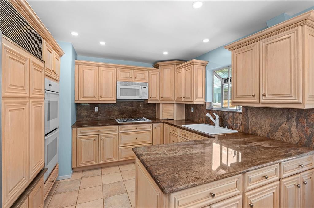 8506 Narrows Avenue Bay Ridge Brooklyn NY 11209