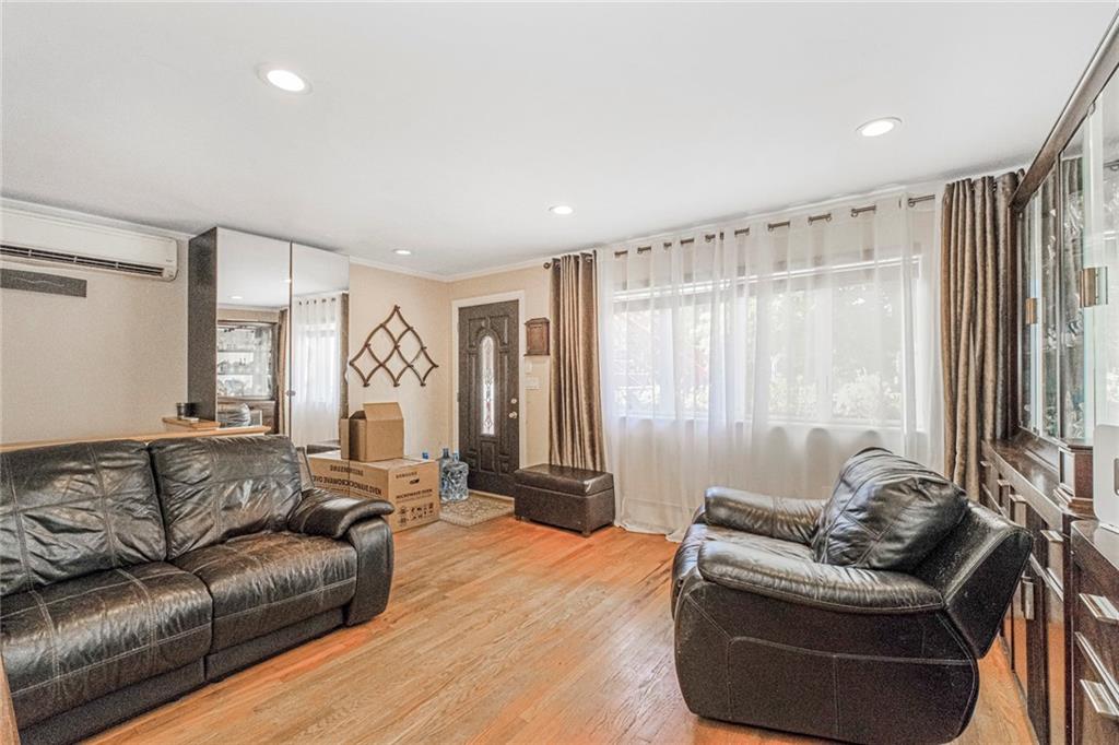 2809 East 28th Street Sheepshead Bay Brooklyn NY 11235
