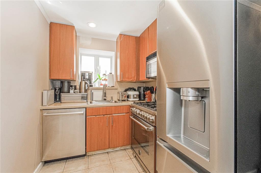 2809 East 28th Street Sheepshead Bay Brooklyn NY 11235
