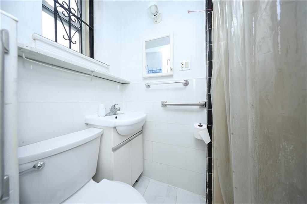 4715 Bedford Avenue Sheepshead Bay Brooklyn NY 11235