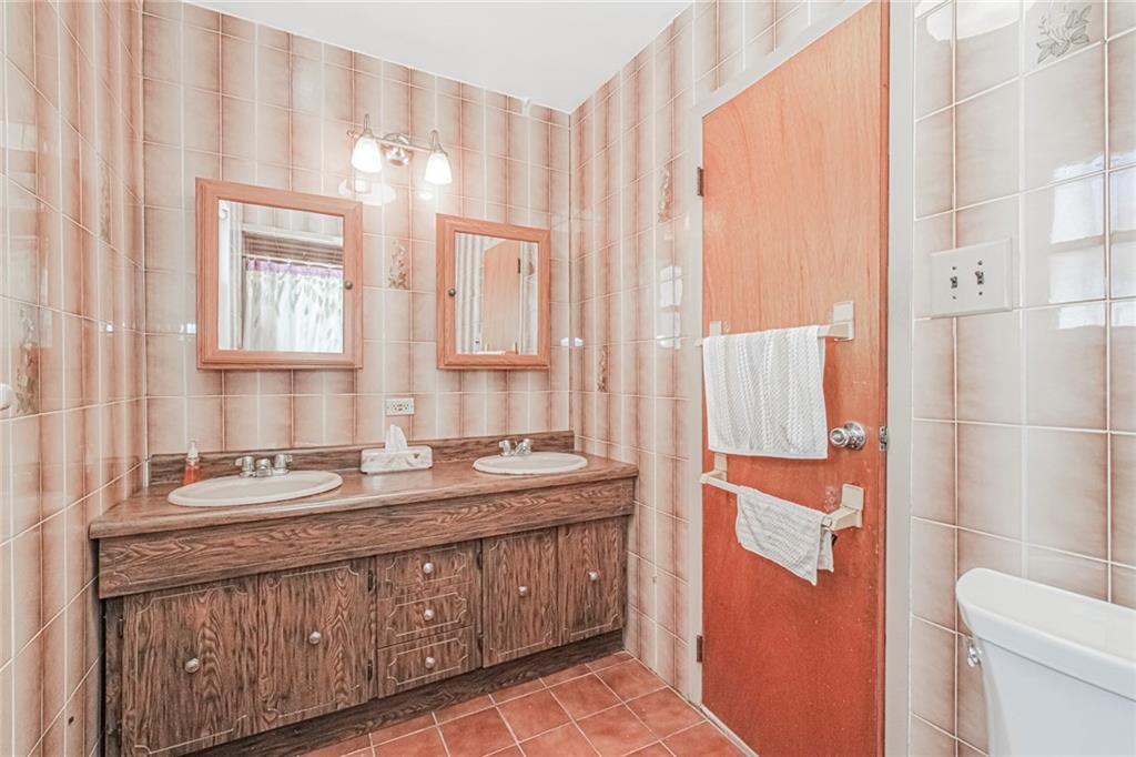 1246 81st Street Dyker Heights Brooklyn NY 11228
