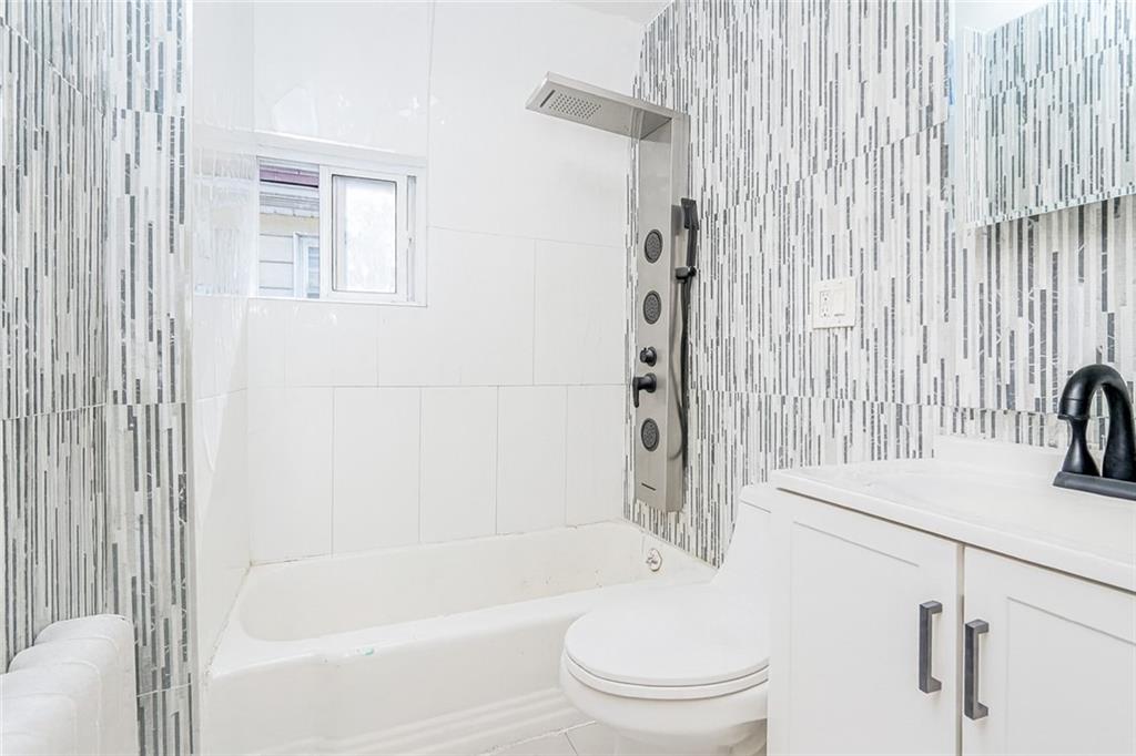 592 East 39th Street East Flatbush East Flatbush NY 11203