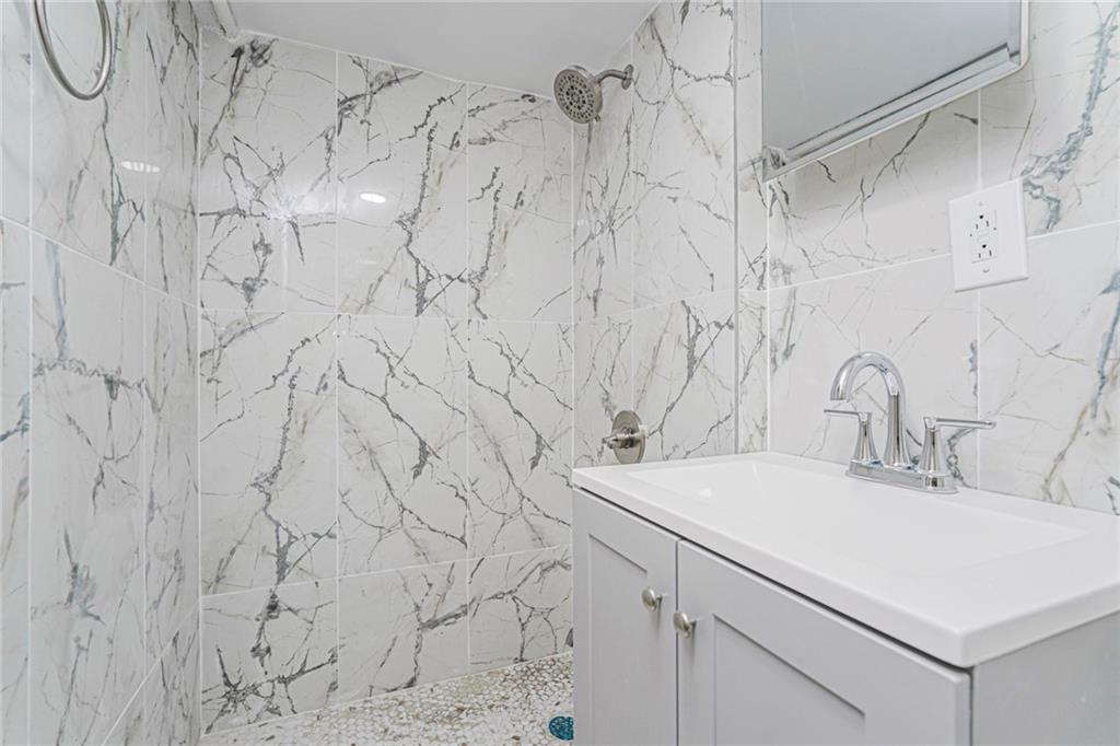 592 East 39th Street East Flatbush East Flatbush NY 11203