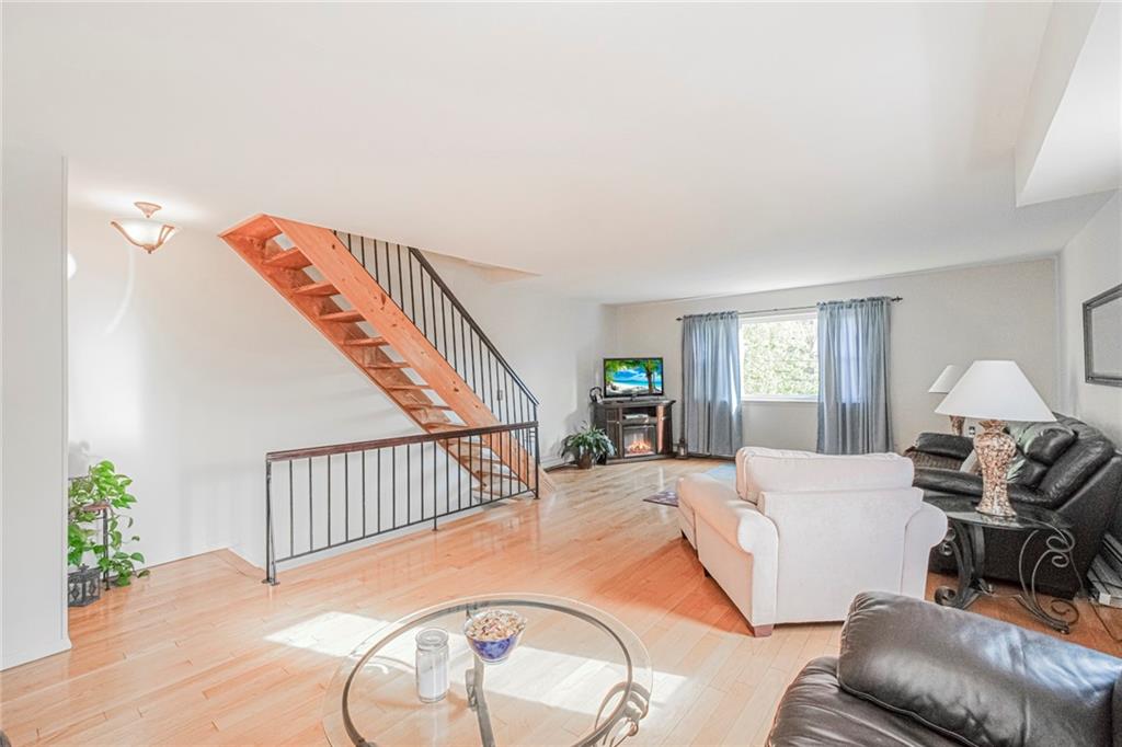 22 Crest Loop Eltingville Staten Island NY 10312
