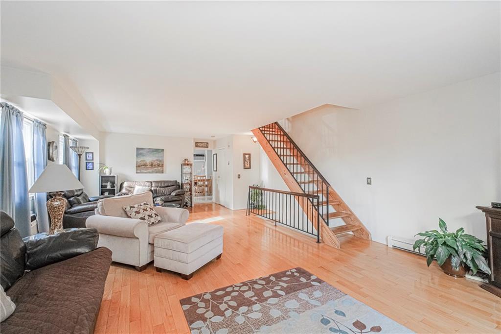 22 Crest Loop Eltingville Staten Island NY 10312