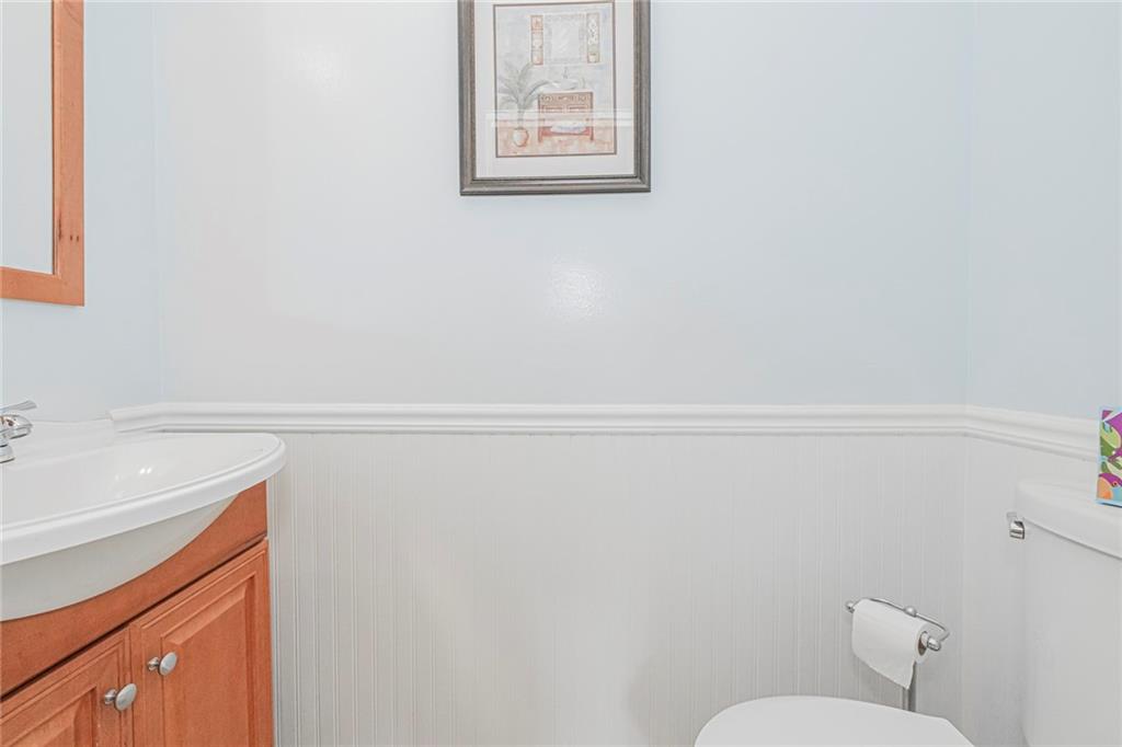 22 Crest Loop Eltingville Staten Island NY 10312