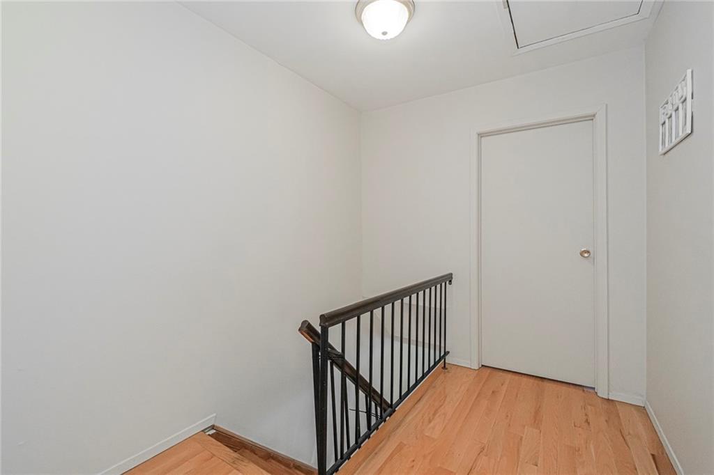 22 Crest Loop Eltingville Staten Island NY 10312