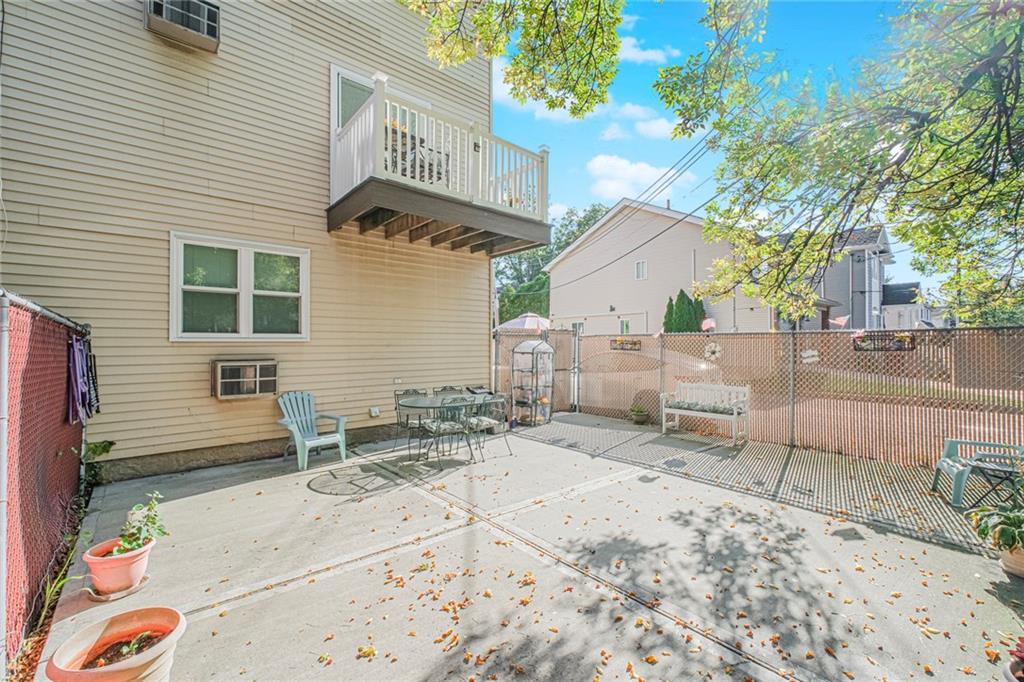 22 Crest Loop Eltingville Staten Island NY 10312