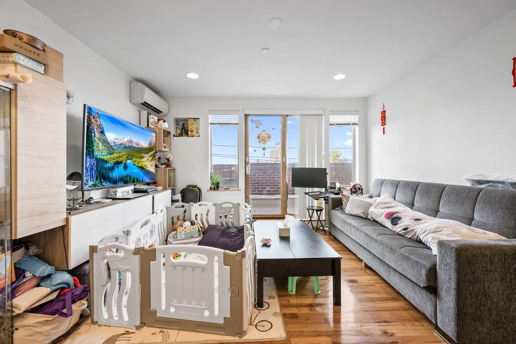8895 26th Avenue Bath Beach Brooklyn NY 11214