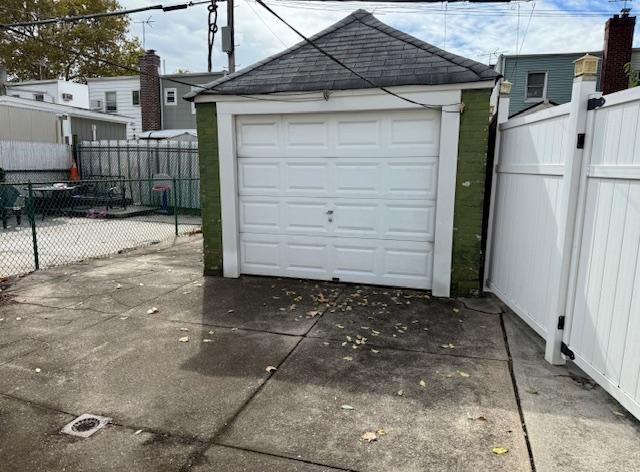 1852 East 37th Street Marine Park Brooklyn NY 11234