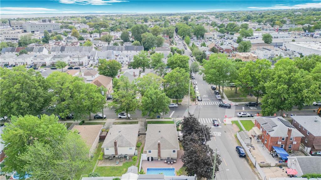 381 Burgher Avenue Staten Island NY 10305