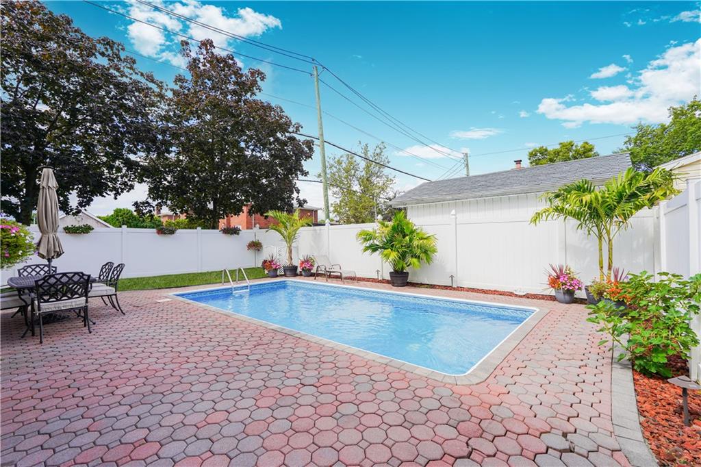 381 Burgher Avenue Staten Island NY 10305