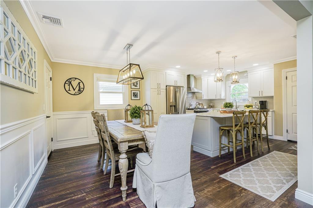 381 Burgher Avenue Staten Island NY 10305