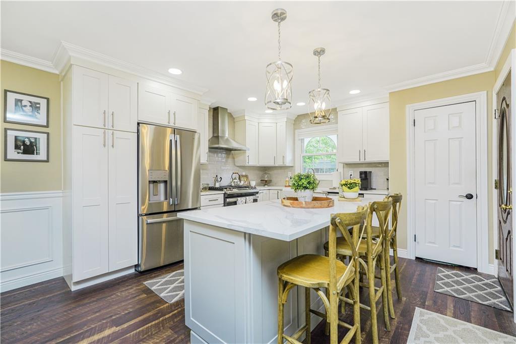381 Burgher Avenue Staten Island NY 10305