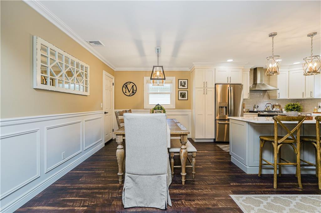 381 Burgher Avenue Staten Island NY 10305
