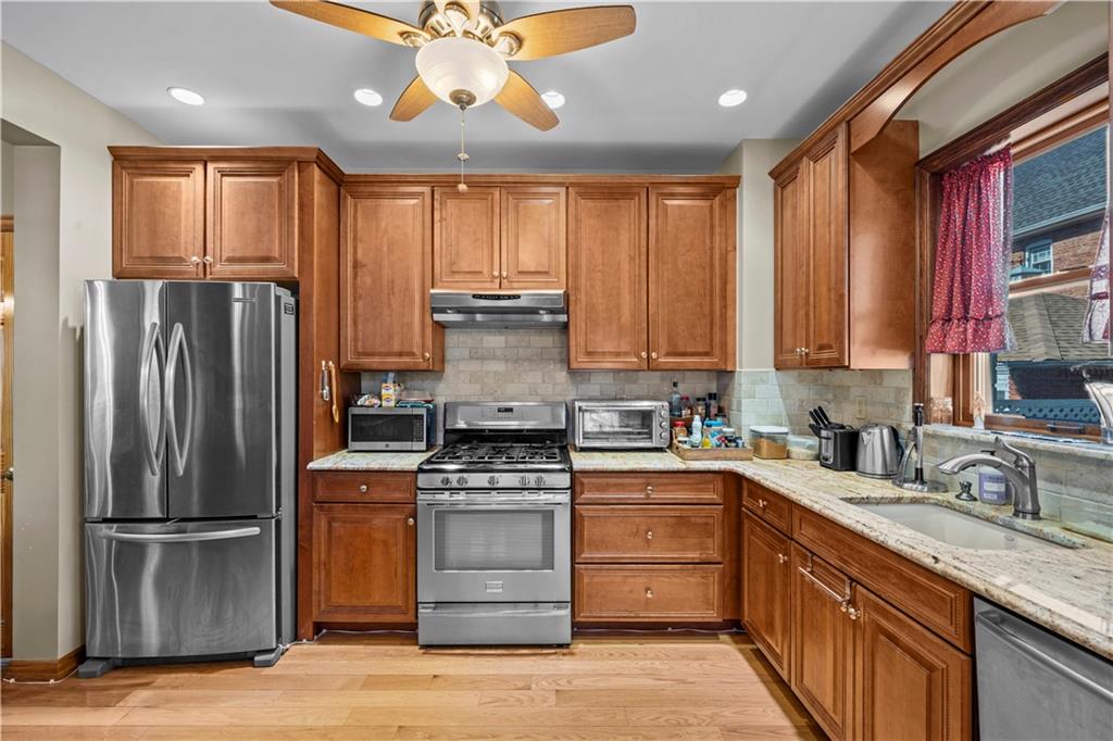 7802 10th Avenue Dyker Heights Brooklyn NY 11228
