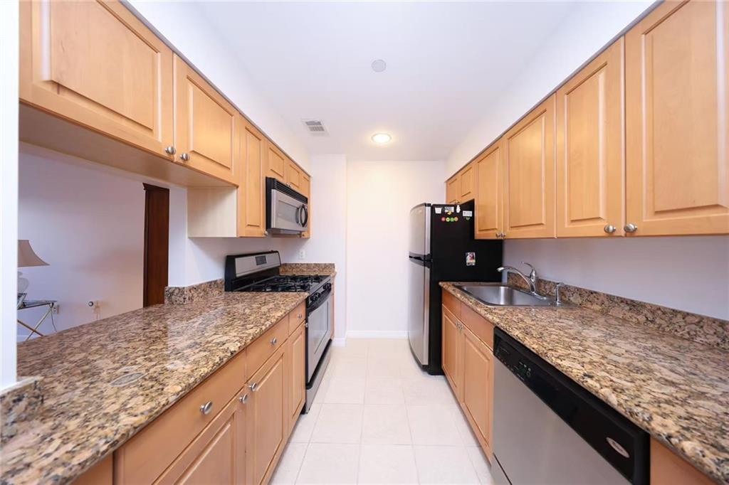 9718 Ft Hamilton Parkway Bay Ridge Brooklyn NY 11209