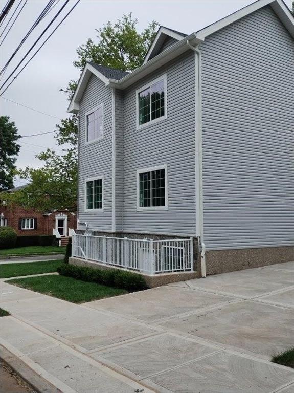 6 Ludwig Street Staten Island NY 10310