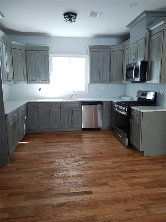 335 Oakland Avenue West Brighton Staten Island NY 10310