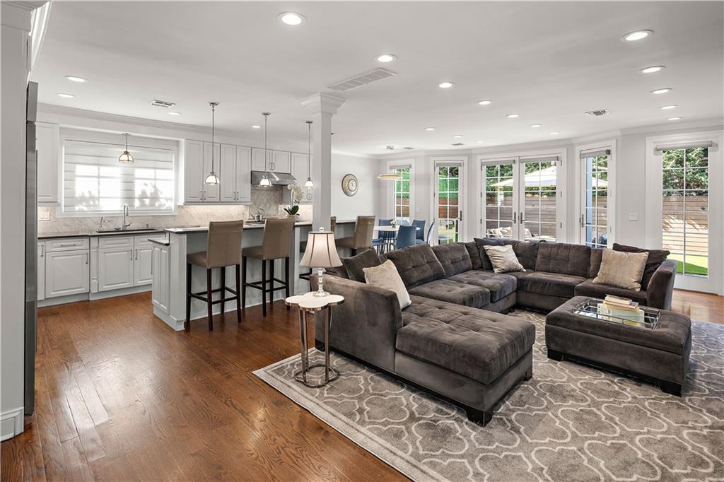 8008 Harbor View Terrace Bay Ridge Brooklyn NY 11209