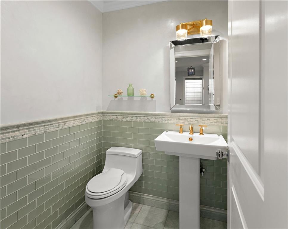 8008 Harbor View Terrace Bay Ridge Brooklyn NY 11209