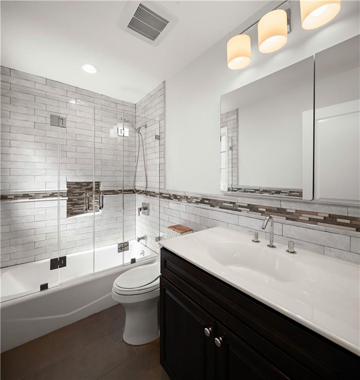 8008 Harbor View Terrace Bay Ridge Brooklyn NY 11209