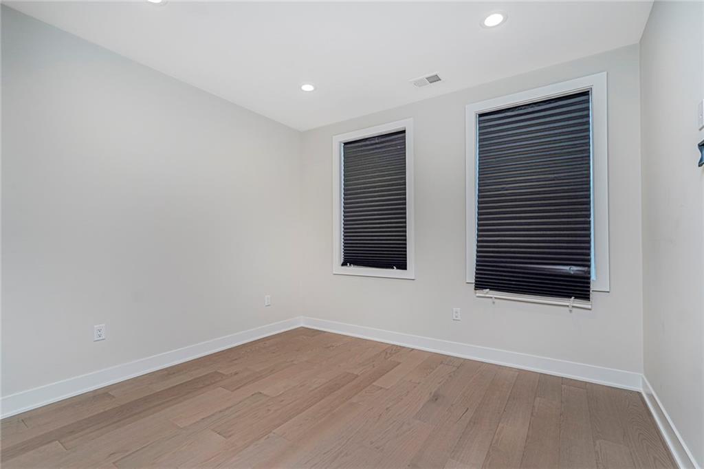 22 Edmund Way Jersey City Middletown NJ 07748