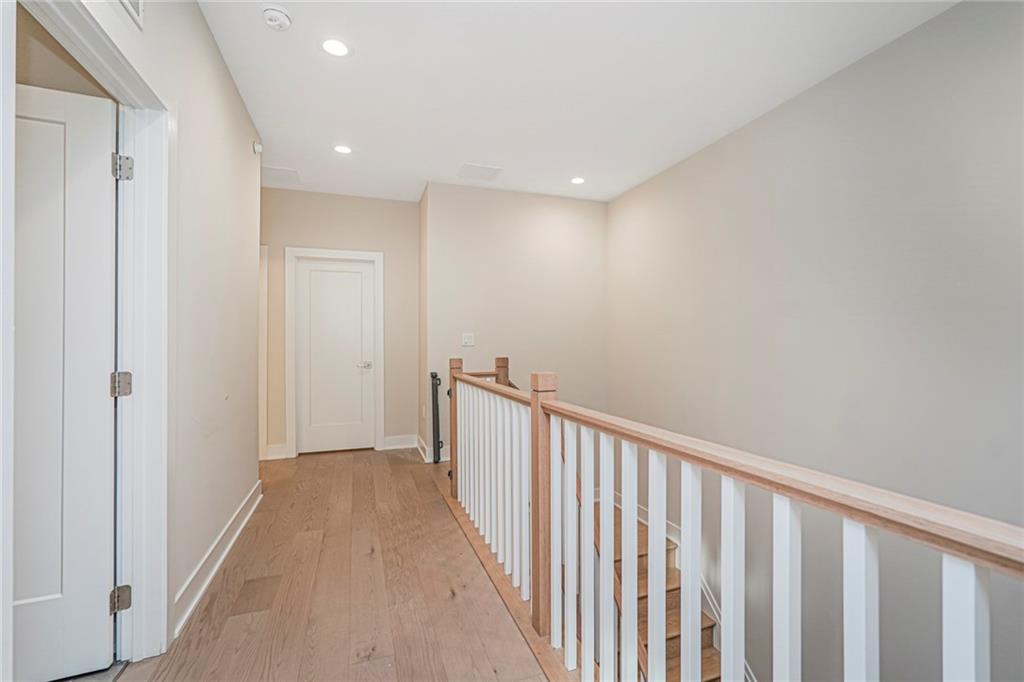 22 Edmund Way Jersey City Middletown NJ 07748