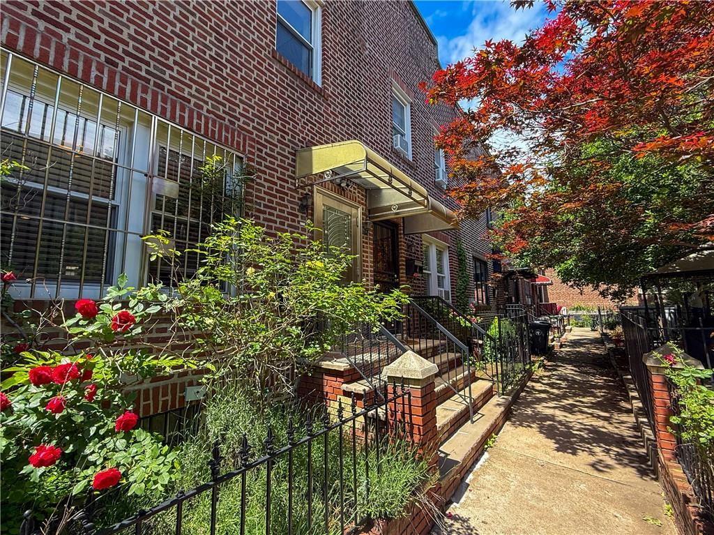 2 Roosevelt Court Sunset Park Brooklyn NY 11232