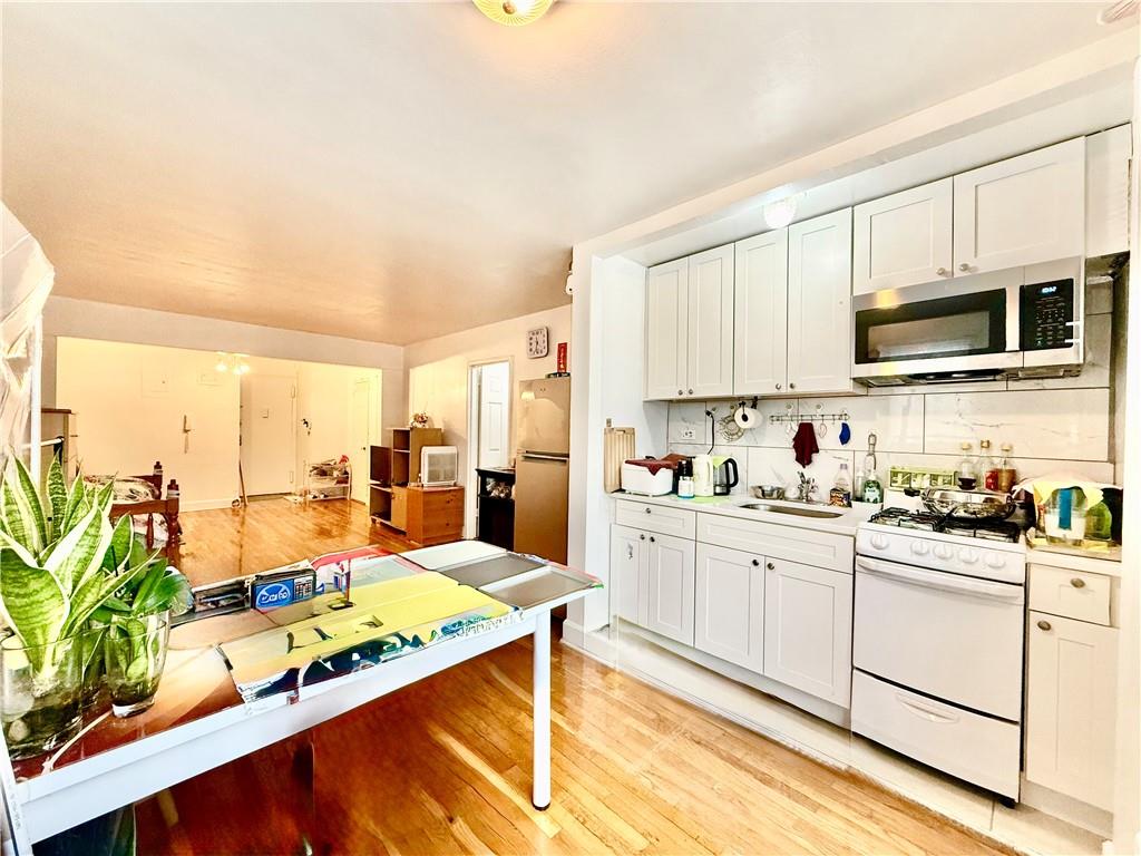 3165 Nostrand Avenue Midwood Brooklyn NY 11229