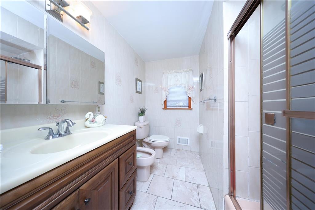 157 Exeter Street Great Kills Staten Island NY 10308