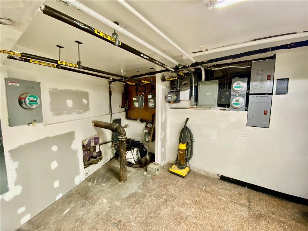 7504 5th Avenue Bay Ridge Brooklyn NY 11209