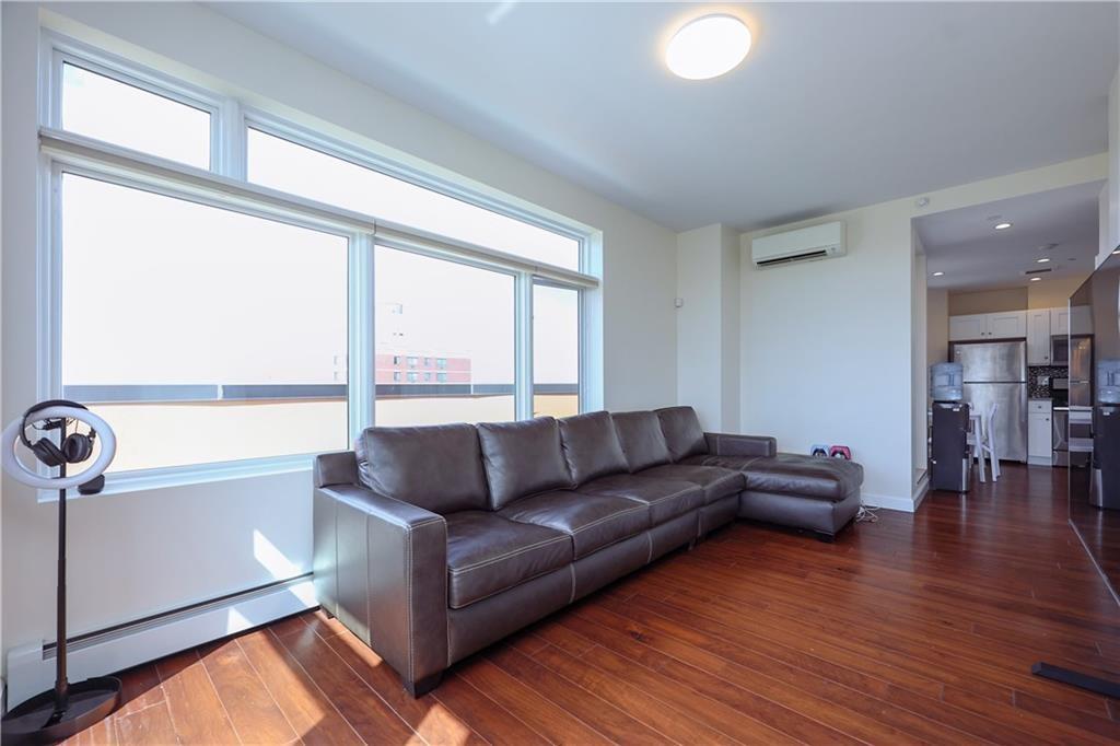 7819 Bay Parkway Bensonhurst Brooklyn NY 11214