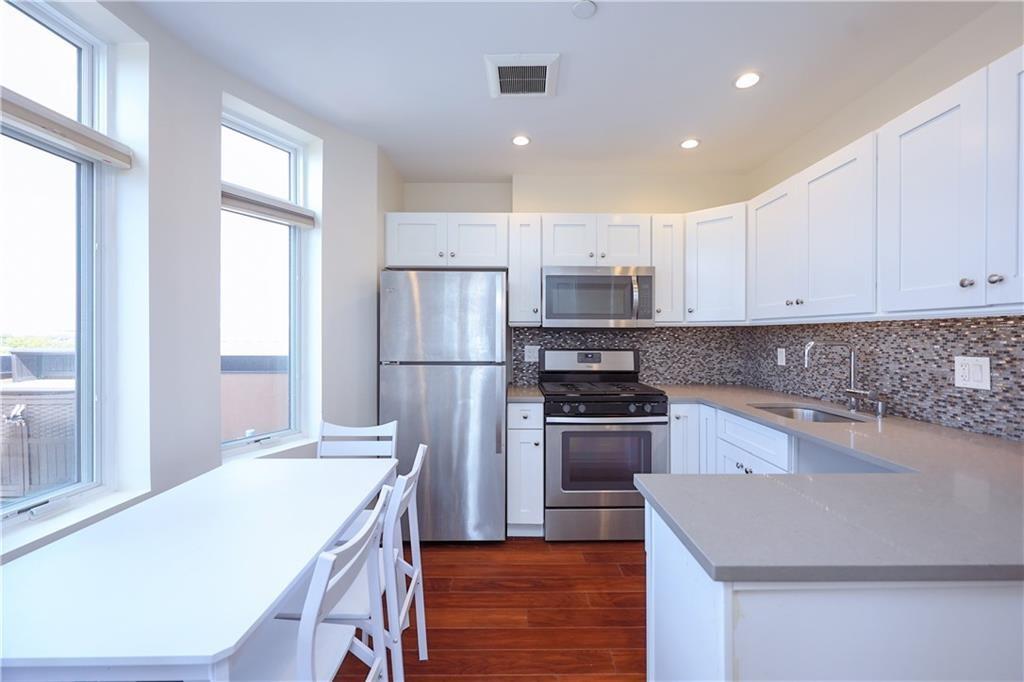 7819 Bay Parkway Bensonhurst Brooklyn NY 11214